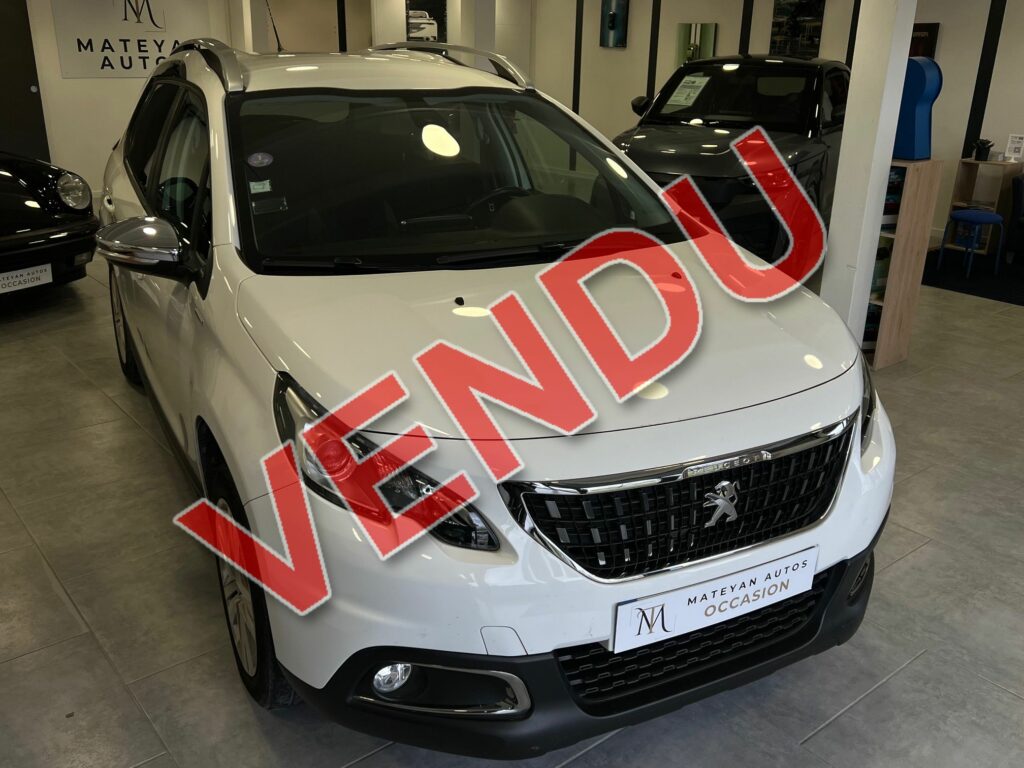 Peugeot 2008 Finition Style vendu chez Mateyan Autos Salon-de-Provence centre automobile véhicules d'occasion toutes marques
